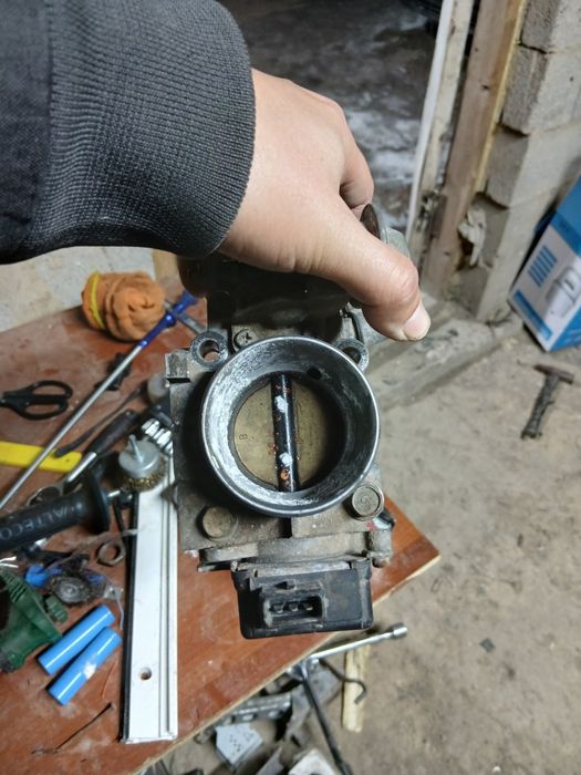 Дроссель мазда 323