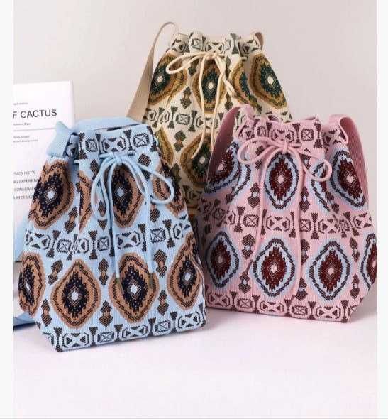 Сумка вязаная для девушек