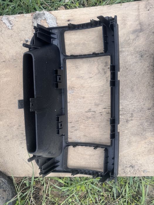 Автомагнитола рамка