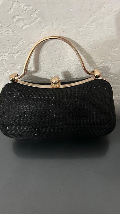 Продам клатчи сумка