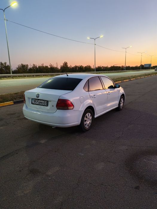 Вольксваген поло Polo 2015 года