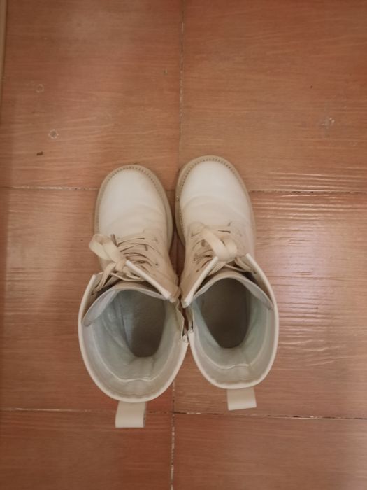 Продам зимние ботинки