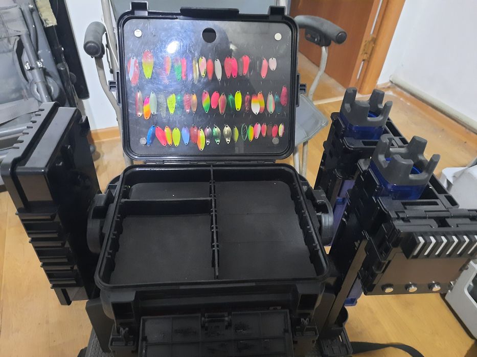 Рыбаловный ящик Meiho