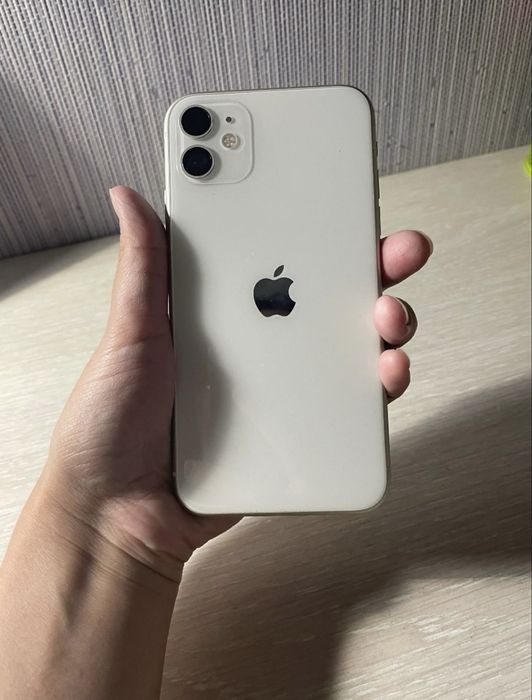 Айфон 11 128/79 идеал