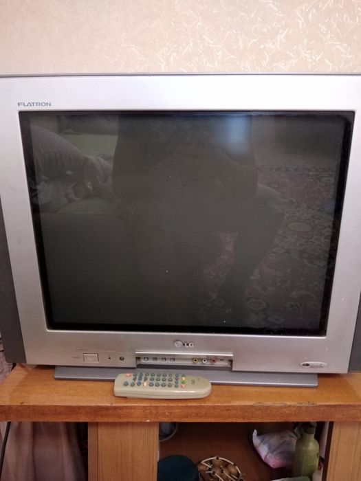 Телевизор LG. Б.у