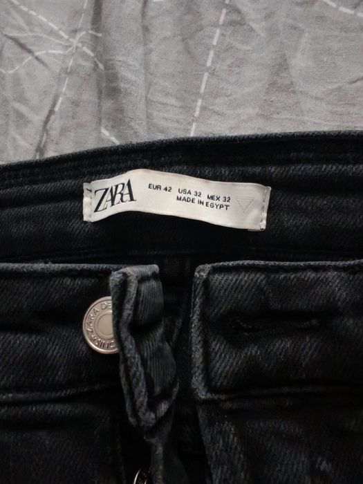 Vand blugi Zara barbati