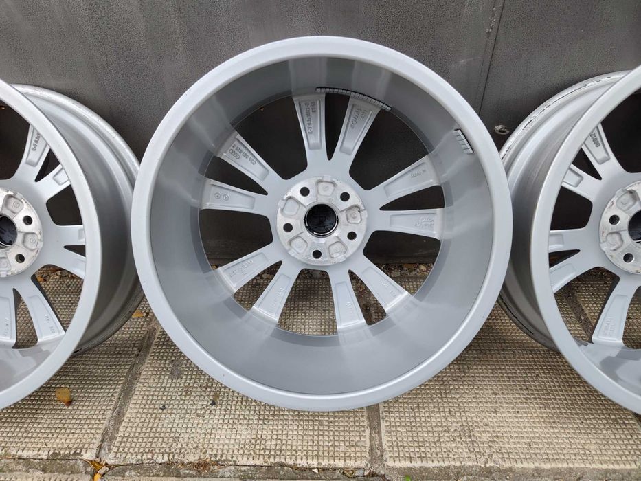 ОРИГИНАЛНИ джанти 18 ' цола 5x112 57,1 AUDI Q3 VW Tiguan / АУДИ ФОЛКСВАГЕН ET43 7J