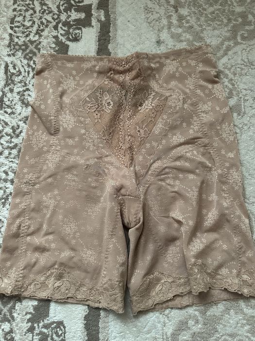 Фирменный корсет сатылады