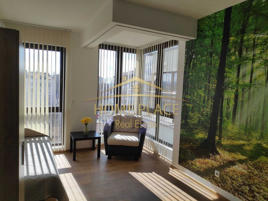 Дава се под наем Тристаен апартамент в Варна, Център - 112 кв.м за 698.19 € - Снимка #3