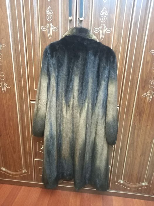 Норковая шуба сатылады!