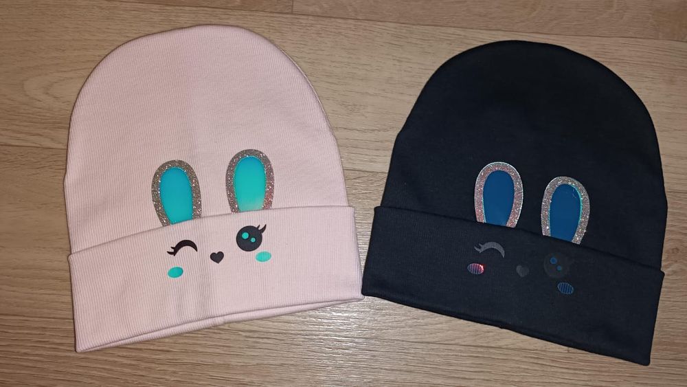 Продам осенние шапки на девочек