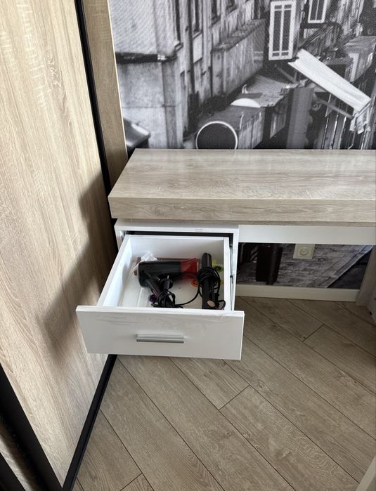 Тумбочка прикроватная