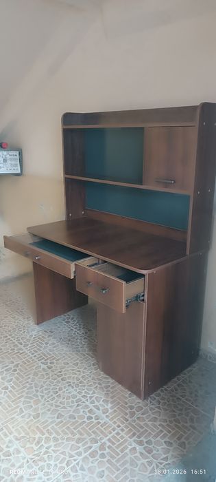 Parta, bolalar va ofis uchun parta