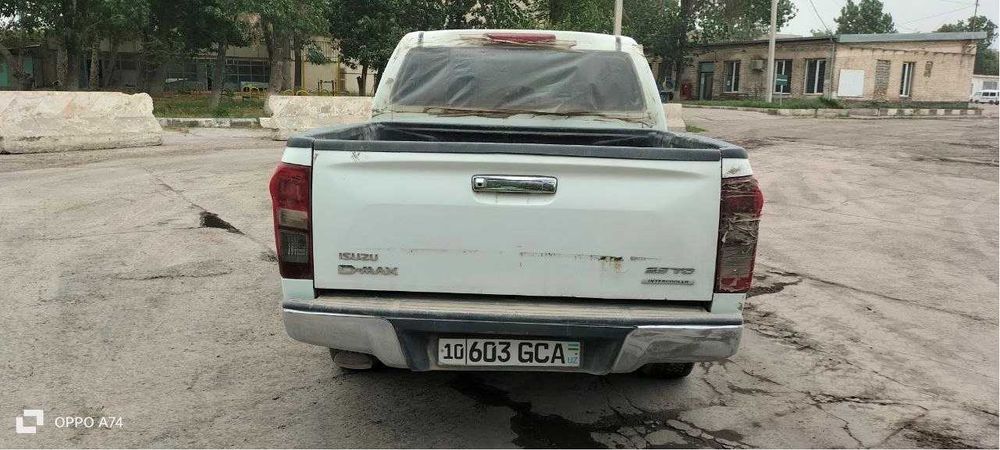 Продается Isuzu D-MAX OKSUS