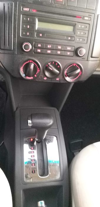 VW Polo 1.4i, automatic