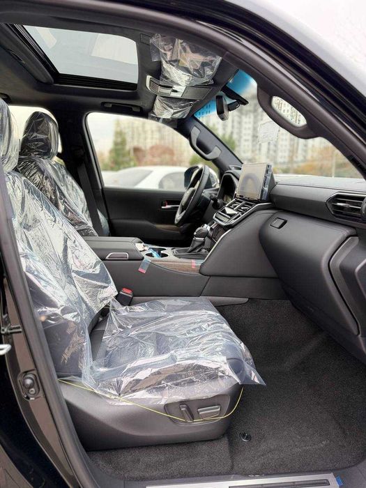 Sotuvda Toyota Land Cruiser 300  7 Mesta