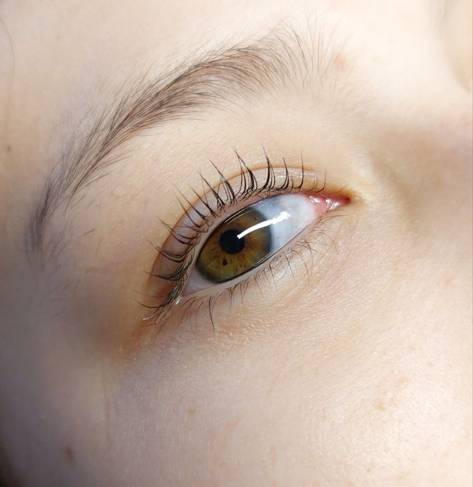 Ламинирование ресниц и бровей