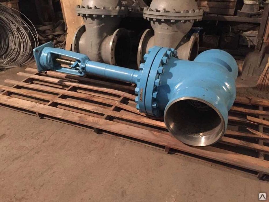 Задвижки стальные литые ,штампосварные ,фланцевые ,под приварку