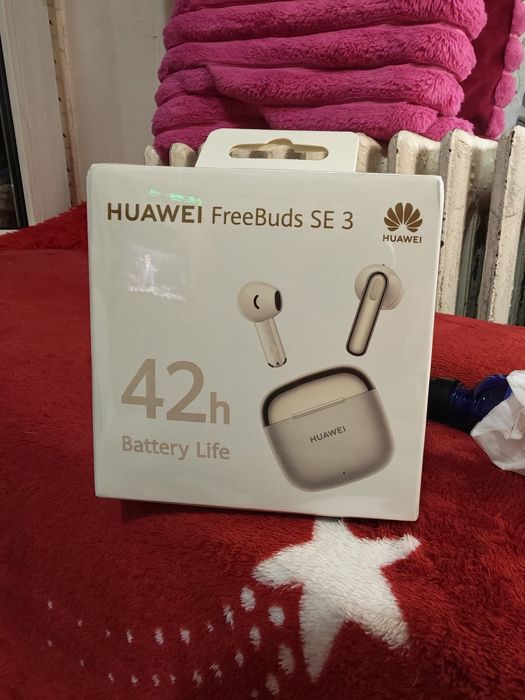 Vând căști Huawei sigilate