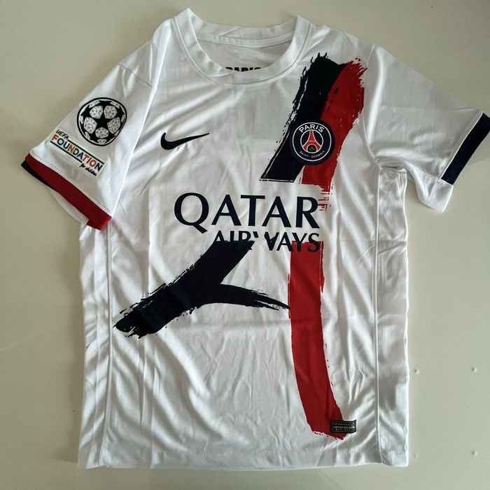 Tricouri de Fotbal