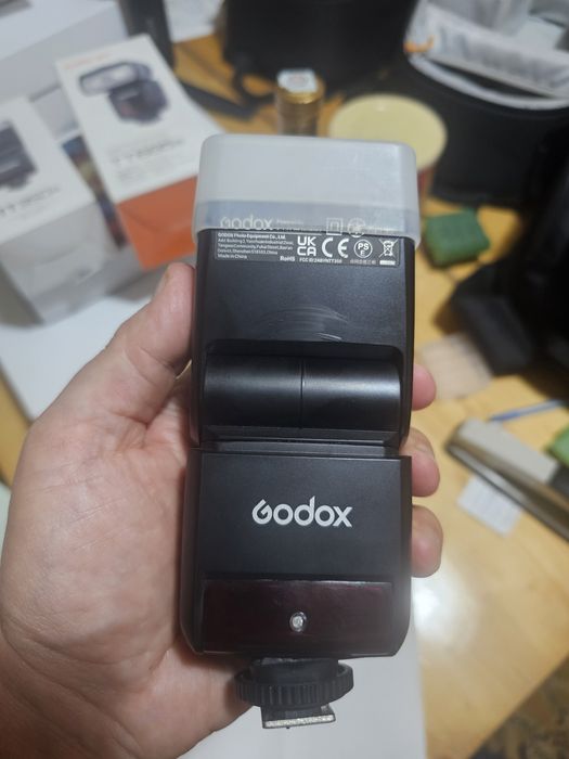 Godox TT350N-patina desprinsa