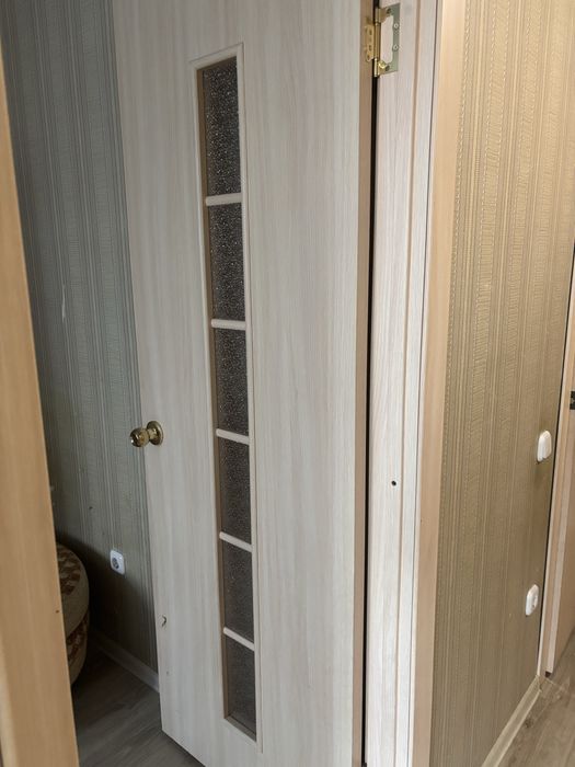Продам межкомнатные двери б/у