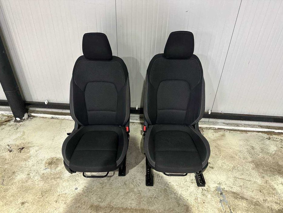 Scaune fata Ford Focus Mk4