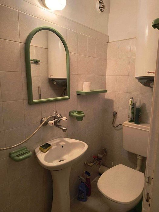 Дава се под наем Едностаен апартамент в Варна, Колхозен пазар - 30 кв.м за 306 € - Снимка #6