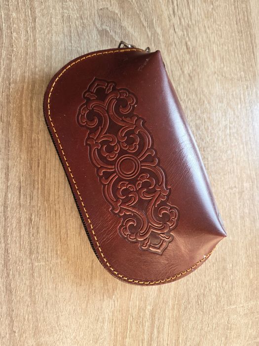 Футляр для очков кожаный