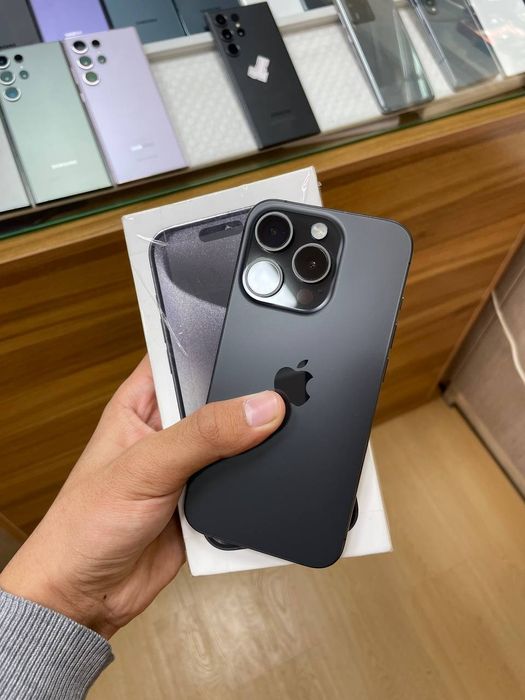 iPhone 15 Pro Black titan 256gb 85%