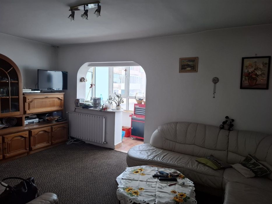 Vând apartament ultracentral 4 camere