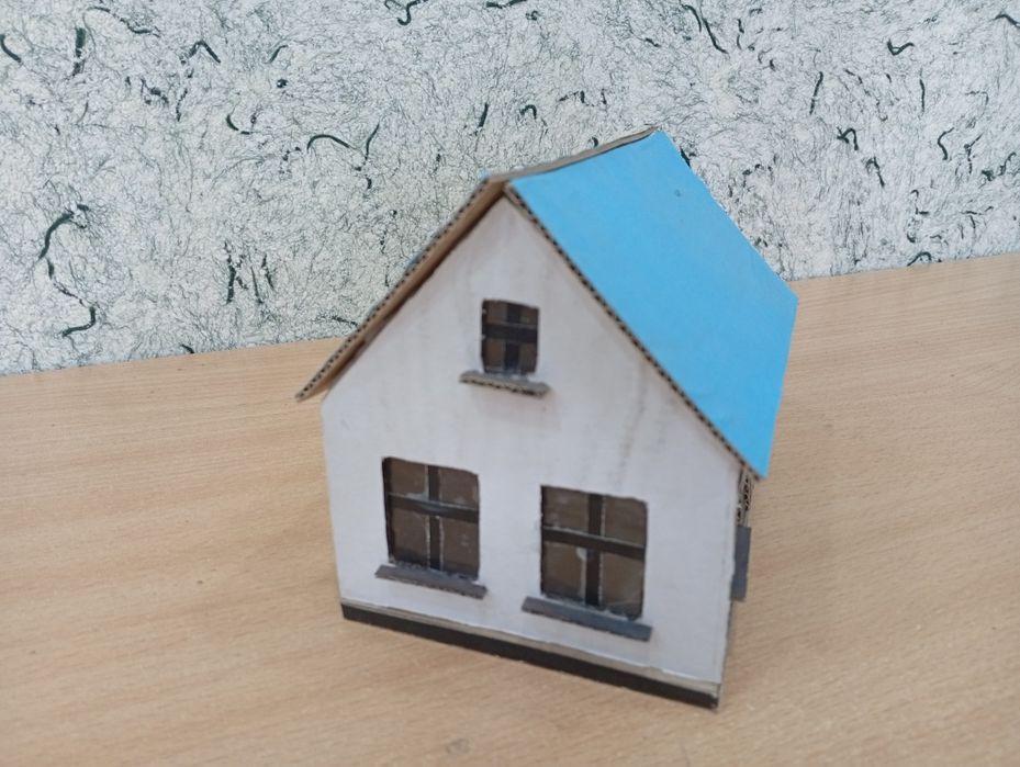 Uy maket . Barcha elementlari qoʻl mehnati yordamida yasalgan