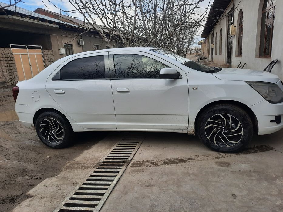 Шевролет Кобальт