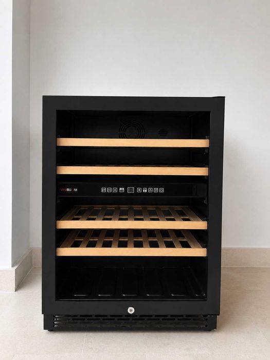 Răcitor profesional de vin ZS-B145, 49 sticle, nou