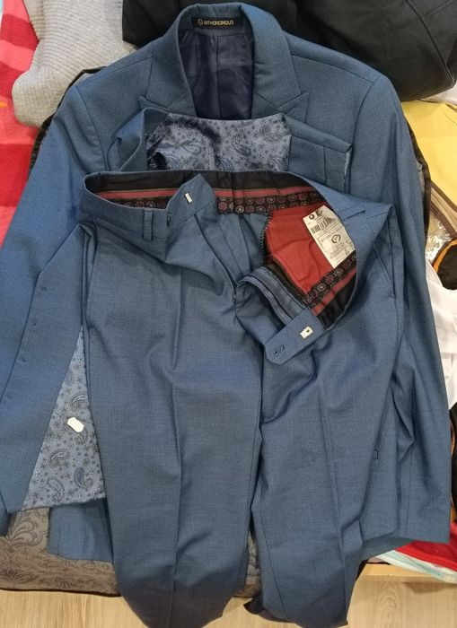 Костюм 3ка. 46 размер