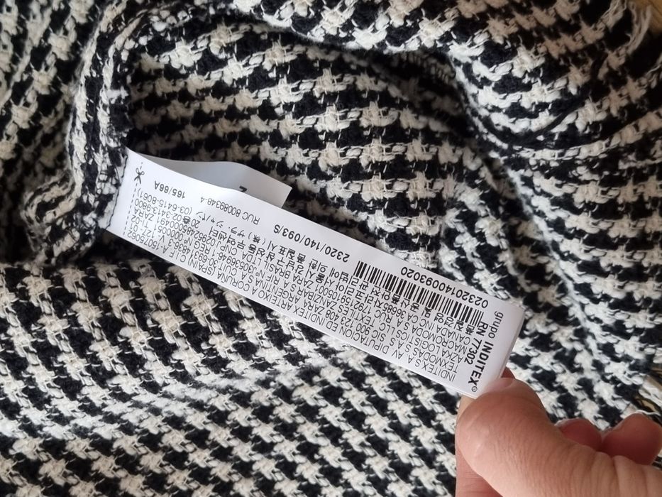 Rochie Zara S nou fara eticheta