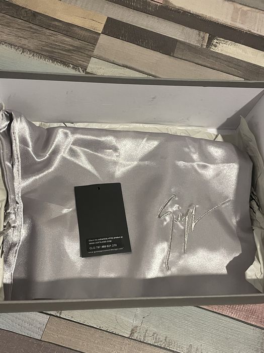 Giuseppe Zanotti обувки