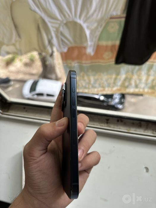 Iphone 15 pro blue