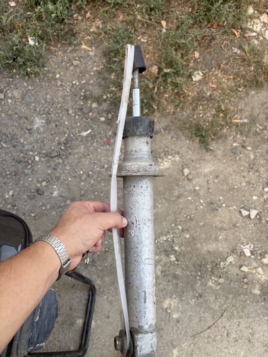 Амортизатор. задний е39,е34