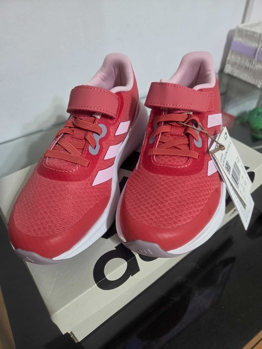 Pantofi sport adidas - fete