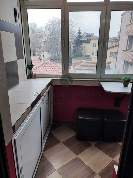 Продава се Четиристаен апартамент в Пловдив, Център - 102 кв.м за 2922 €/кв.м - Снимка #15