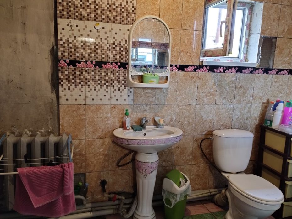 Продам срочно дом(часть дома )