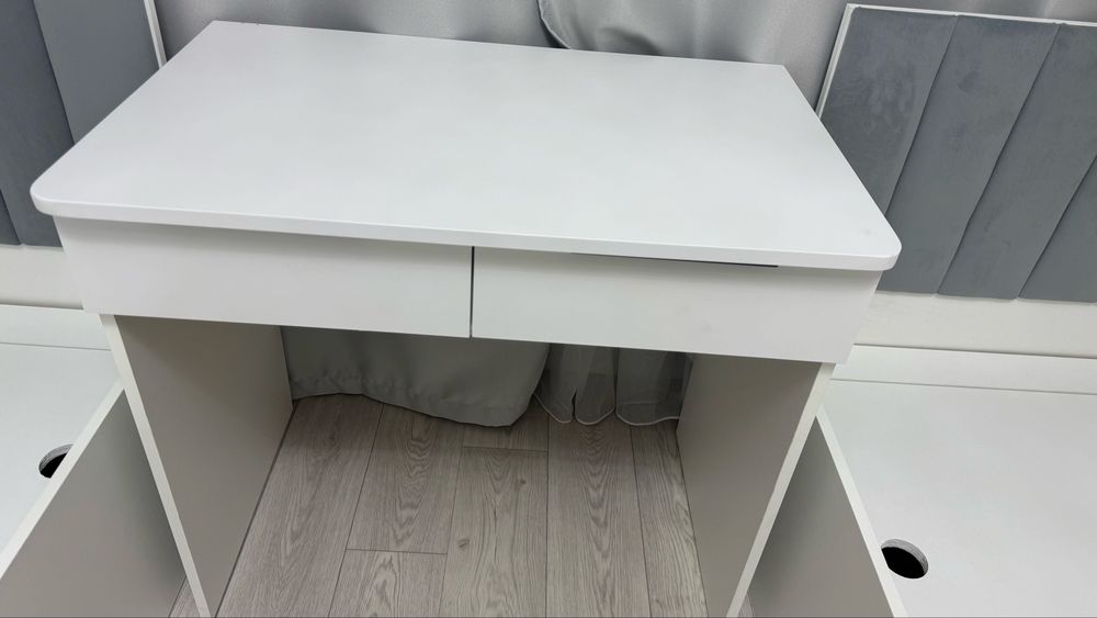 СРОЧНО.Продам стол новый