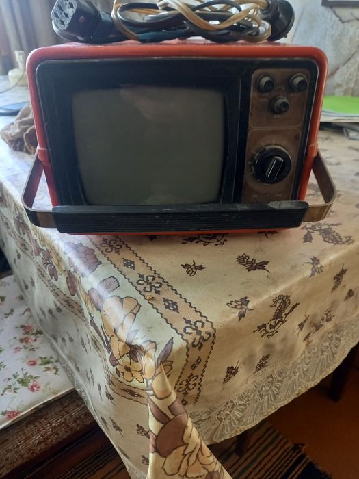 Продам телевизор.