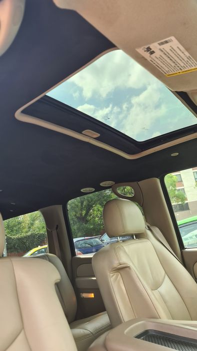 Chevrolet Suburban 2003