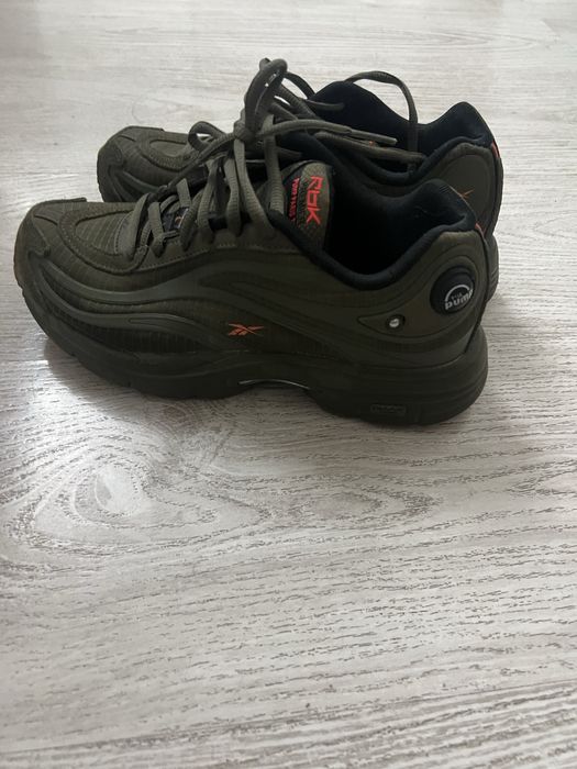 Крассовки 35 р, продам