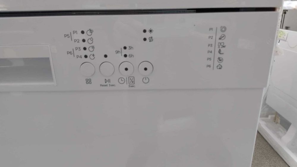 Чисто нова Съдомиялна машина Heinner 60 см  Aquastop Half load