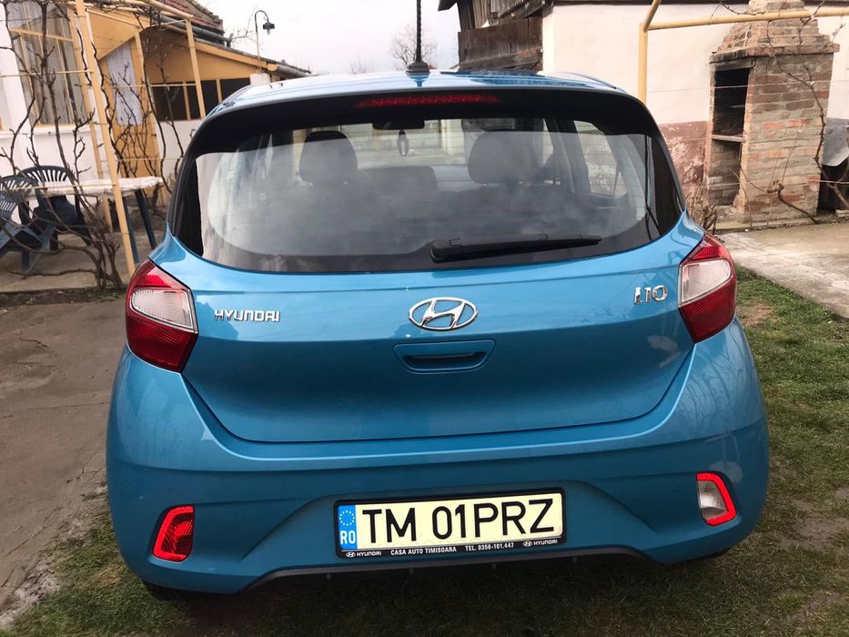 Vând Hyundai i10