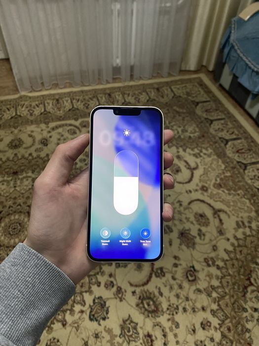 Продам Айфон 13 256gb