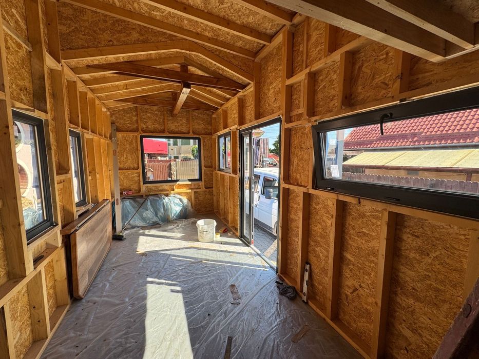 Tamplarie pvc ,usi,ferestre,plase de insecte orice la comanda !